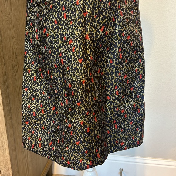 Betsey Johnson | Navy Red Gold Jacquard Leopard Print Shift Dress | 8 - Picture 11 of 16